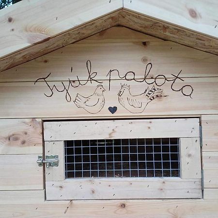 Jurta Az Erdo Mellett Dezsaval-Keresz-Tanya Hotel Pilisszentkereszt Bagian luar foto